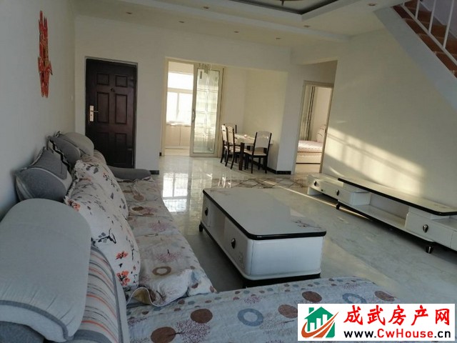 富达东方城 3室2厅 99平米 精装修 31.5万元